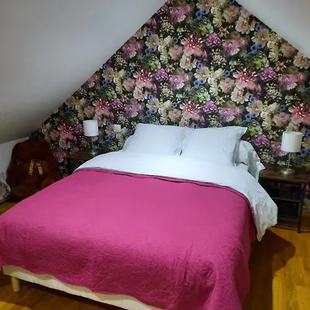 A L'oree Du Bois Avec Parking *