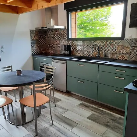 Alpehytte A L'oree Du Bois Avec Parking Tournavaux